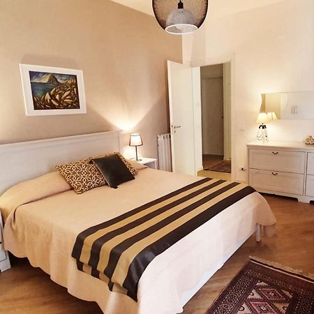 Libertyhouse Appartement Palermo Buitenkant foto